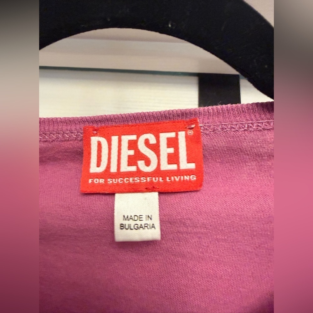 Diesel Vintage Cropped sun-faded T-shirt Womens in Violet Size Small - Picture 4 of 8